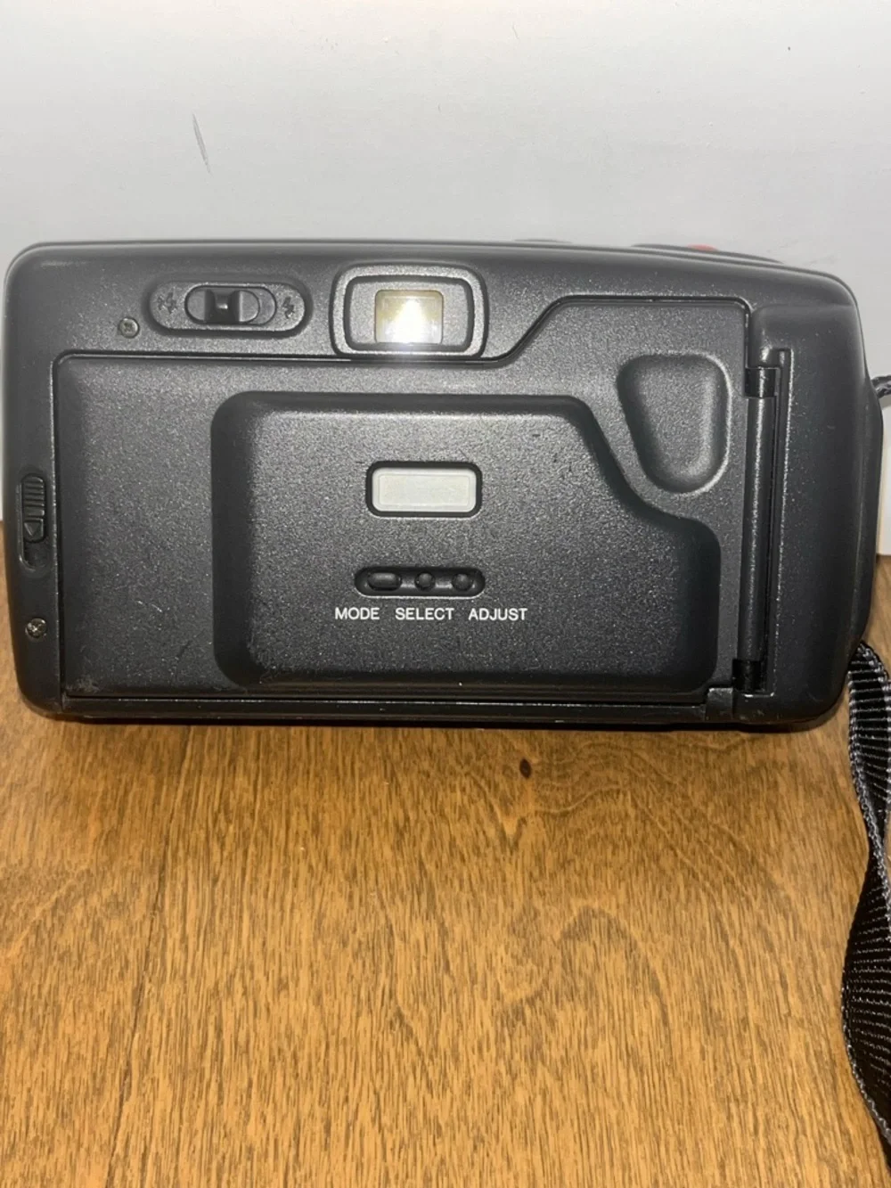 Minolta Freedom Autodate 35mm AF Point & Shoot Film Camera -